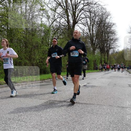 12.04.2026 - 45. Internationalen Wilhelmsburger Insellauf Yannick Fuchs http://msf.ph/oto/9504359 12.04.2026 12:52:56 Laufen 4620, 4990, 3523 meine-sportfotos.de