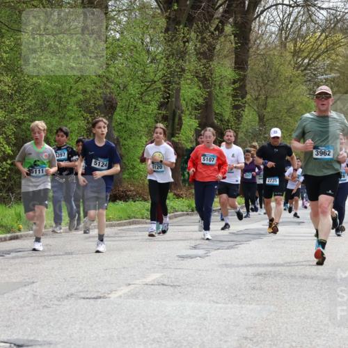 12.04.2026 - 45. Internationalen Wilhelmsburger Insellauf Yannick Fuchs http://msf.ph/oto/9504378 12.04.2026 12:53:00 Laufen 5111, 1397, 5124, 5120, 5107, 2735, 3962, 28, 2939, 2930 meine-sportfotos.de
