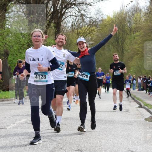 12.04.2026 - 45. Internationalen Wilhelmsburger Insellauf Yannick Fuchs http://msf.ph/oto/9504411 12.04.2026 12:53:06 Laufen 23, 2735, 226, 4128, 2939, 4875, 2936, 95 meine-sportfotos.de