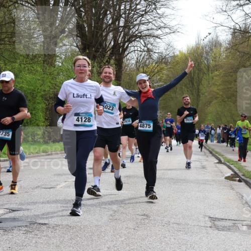 12.04.2026 - 45. Internationalen Wilhelmsburger Insellauf Yannick Fuchs http://msf.ph/oto/9504413 12.04.2026 12:53:06 Laufen 5107, 2735, 226, 023, 4128, 2939, 4875, 2938, 3999 meine-sportfotos.de