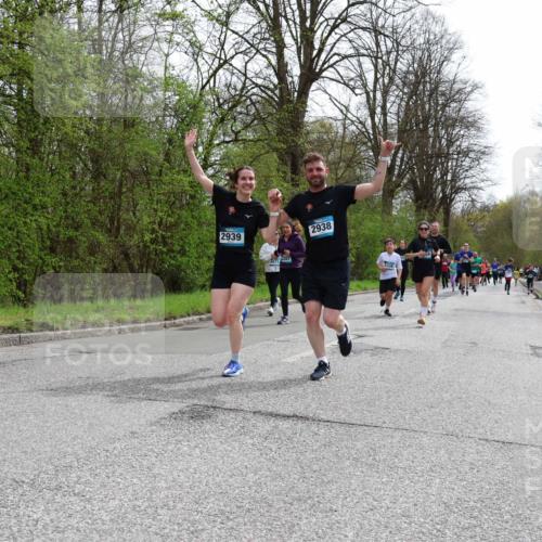 12.04.2026 - 45. Internationalen Wilhelmsburger Insellauf Yannick Fuchs http://msf.ph/oto/9504440 12.04.2026 12:53:11 Laufen 2939, 4872, 2938, 3338 meine-sportfotos.de
