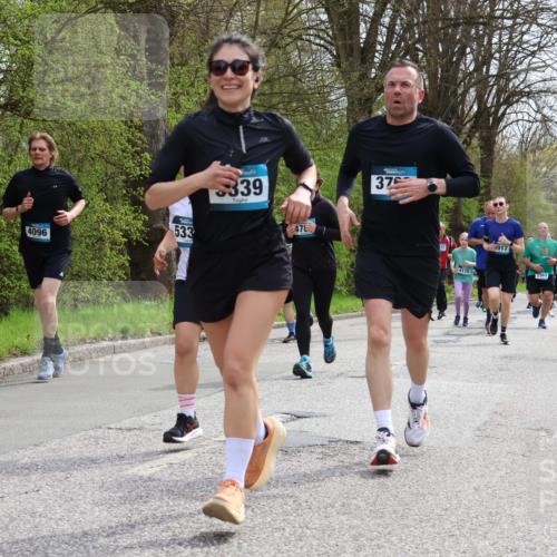 12.04.2026 - 45. Internationalen Wilhelmsburger Insellauf Yannick Fuchs http://msf.ph/oto/9504452 12.04.2026 12:53:13 Laufen 4096, 533, 339, 478, 37, 4170, 917, 5079, 2369, 5074 meine-sportfotos.de