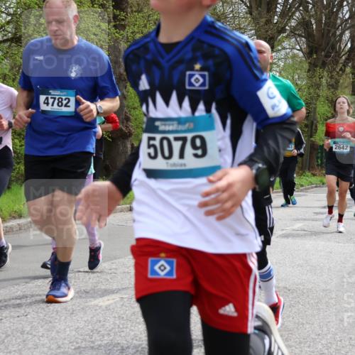 12.04.2026 - 45. Internationalen Wilhelmsburger Insellauf Yannick Fuchs http://msf.ph/oto/9504482 12.04.2026 12:53:18 Laufen 4171, 4782, 5079, 2642, 26, 37 meine-sportfotos.de