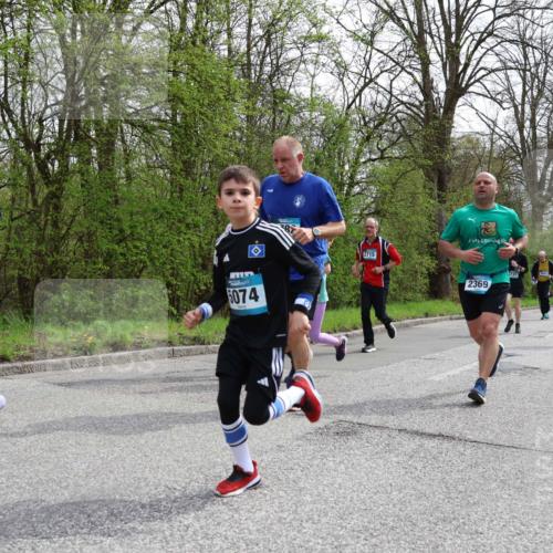 12.04.2026 - 45. Internationalen Wilhelmsburger Insellauf Yannick Fuchs http://msf.ph/oto/9504487 12.04.2026 12:53:19 Laufen 3403, 5074, 2715, 2369, 1737, 2642 meine-sportfotos.de