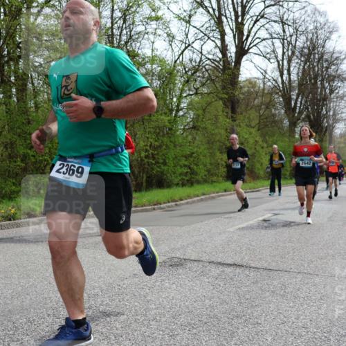 12.04.2026 - 45. Internationalen Wilhelmsburger Insellauf Yannick Fuchs http://msf.ph/oto/9504494 12.04.2026 12:53:20 Laufen 170, 2369, 3737, 2642 meine-sportfotos.de