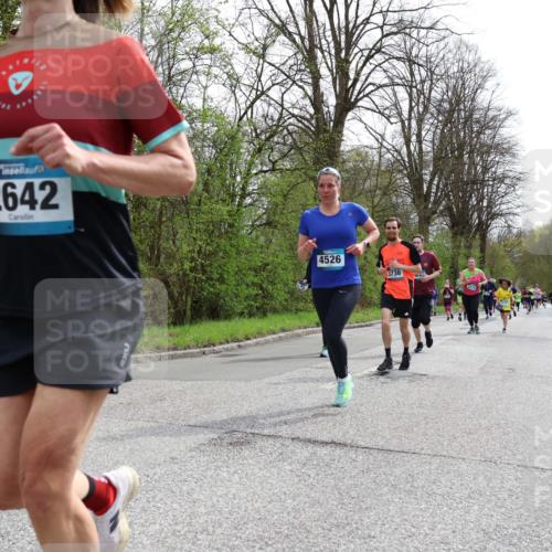 12.04.2026 - 45. Internationalen Wilhelmsburger Insellauf Yannick Fuchs http://msf.ph/oto/9504503 12.04.2026 12:53:22 Laufen 737, 2642, 4526, 3736, 164, 3212 meine-sportfotos.de