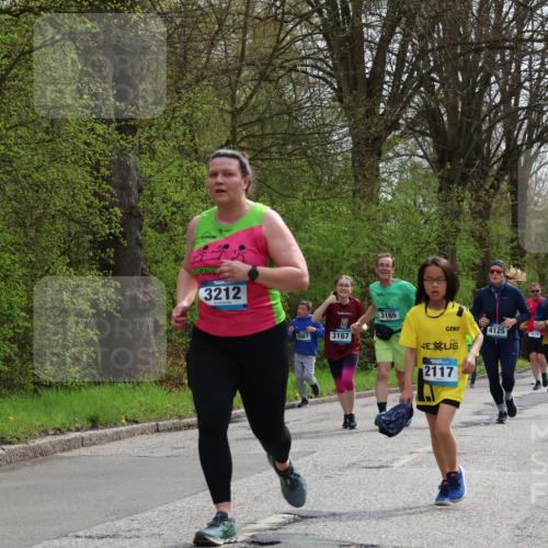 12.04.2026 - 45. Internationalen Wilhelmsburger Insellauf Yannick Fuchs http://msf.ph/oto/9504517 12.04.2026 12:53:25 Laufen 3212, 5067, 3167, 3165, 4125, 5012, 5670, 3454, 2117 meine-sportfotos.de