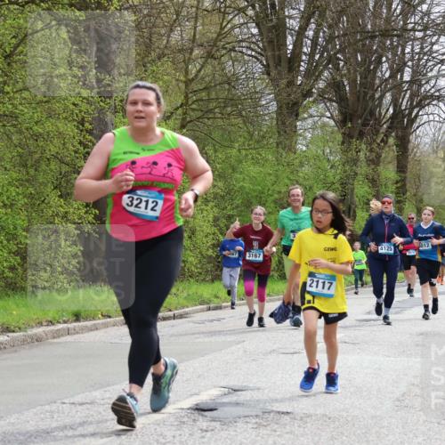 12.04.2026 - 45. Internationalen Wilhelmsburger Insellauf Yannick Fuchs http://msf.ph/oto/9504519 12.04.2026 12:53:26 Laufen 3212, 3167, 3, 012, 4125, 5670, 454, 3174, 2117 meine-sportfotos.de