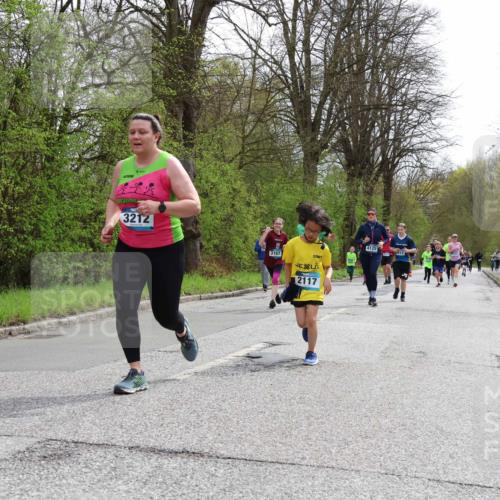 12.04.2026 - 45. Internationalen Wilhelmsburger Insellauf Yannick Fuchs http://msf.ph/oto/9504522 12.04.2026 12:53:26 Laufen 3212, 3167, 4125, 2117 meine-sportfotos.de
