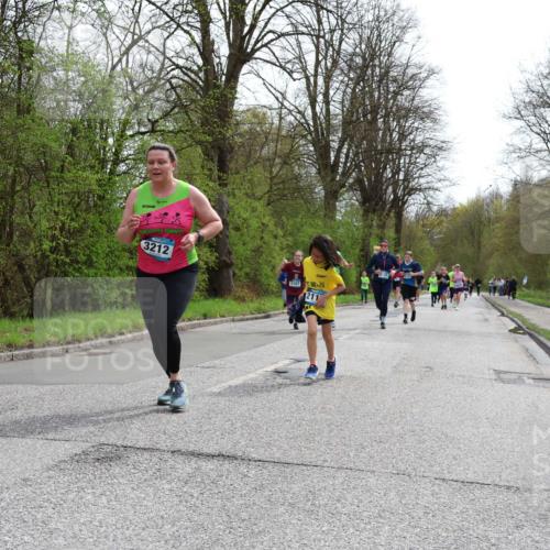 12.04.2026 - 45. Internationalen Wilhelmsburger Insellauf Yannick Fuchs http://msf.ph/oto/9504523 12.04.2026 12:53:26 Laufen 3212, 3167, 211 meine-sportfotos.de