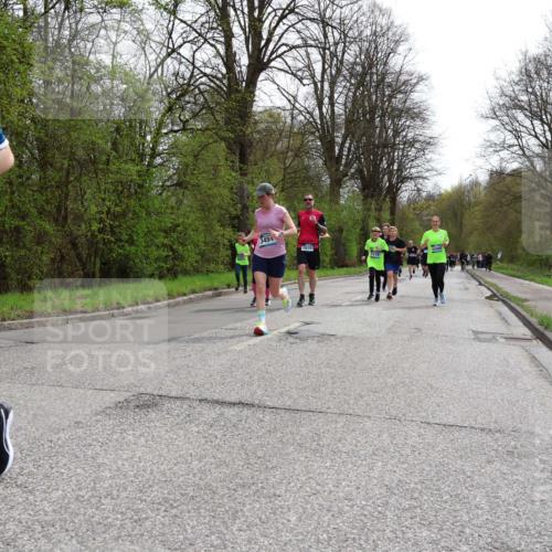 12.04.2026 - 45. Internationalen Wilhelmsburger Insellauf Yannick Fuchs http://msf.ph/oto/9504552 12.04.2026 12:53:32 Laufen 5012, 5670 meine-sportfotos.de