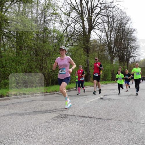 12.04.2026 - 45. Internationalen Wilhelmsburger Insellauf Yannick Fuchs http://msf.ph/oto/9504555 12.04.2026 12:53:33 Laufen 3454, 5669, 5670, 4530, 51 meine-sportfotos.de