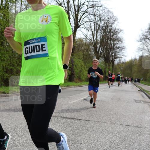 12.04.2026 - 45. Internationalen Wilhelmsburger Insellauf Yannick Fuchs http://msf.ph/oto/9504567 12.04.2026 12:53:36 Laufen 00, 174, 4530 meine-sportfotos.de