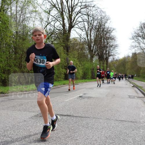 12.04.2026 - 45. Internationalen Wilhelmsburger Insellauf Yannick Fuchs http://msf.ph/oto/9504573 12.04.2026 12:53:37 Laufen 4530 meine-sportfotos.de