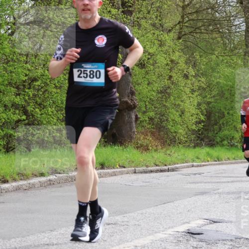 12.04.2026 - 45. Internationalen Wilhelmsburger Insellauf Yannick Fuchs http://msf.ph/oto/9504585 12.04.2026 12:53:39 Laufen 2580, 5412, 2069 meine-sportfotos.de