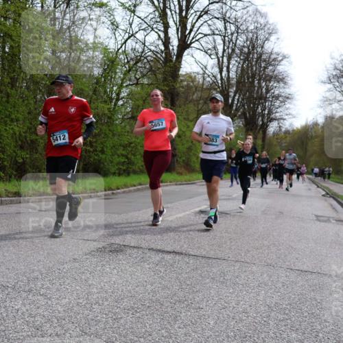 12.04.2026 - 45. Internationalen Wilhelmsburger Insellauf Yannick Fuchs http://msf.ph/oto/9504612 12.04.2026 12:53:44 Laufen 5412, 5657, 383 meine-sportfotos.de
