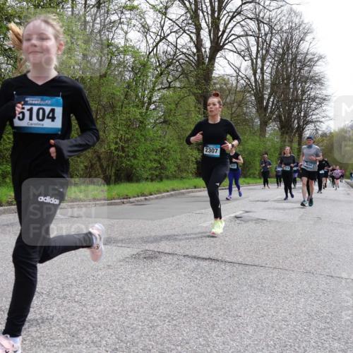 12.04.2026 - 45. Internationalen Wilhelmsburger Insellauf Yannick Fuchs http://msf.ph/oto/9504622 12.04.2026 12:53:46 Laufen 5104, 2307, 3034, 3314 meine-sportfotos.de
