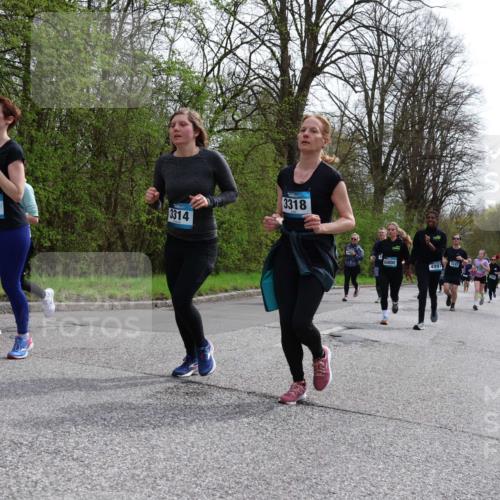 12.04.2026 - 45. Internationalen Wilhelmsburger Insellauf Yannick Fuchs http://msf.ph/oto/9504639 12.04.2026 12:53:50 Laufen 3314, 5828, 3318, 4997, 4247 meine-sportfotos.de