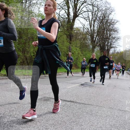 12.04.2026 - 45. Internationalen Wilhelmsburger Insellauf Yannick Fuchs http://msf.ph/oto/9504642 12.04.2026 12:53:50 Laufen 3655, 314, 4997, 3247 meine-sportfotos.de