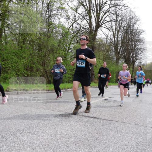 12.04.2026 - 45. Internationalen Wilhelmsburger Insellauf Yannick Fuchs http://msf.ph/oto/9504658 12.04.2026 12:53:53 Laufen 3436, 4247, 477, 5150 meine-sportfotos.de