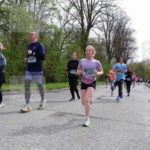 12.04.2026 - 45. Internationalen Wilhelmsburger Insellauf Yannick Fuchs http://msf.ph/oto/9504663 12.04.2026 12:53:54 Laufen 340, 3437, 4772, 2291, 5150, 2984 meine-sportfotos.de