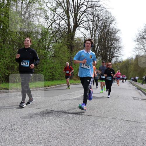 12.04.2026 - 45. Internationalen Wilhelmsburger Insellauf Yannick Fuchs http://msf.ph/oto/9504667 12.04.2026 12:53:55 Laufen 4772, 5518, 5150, 4653, 2984 meine-sportfotos.de