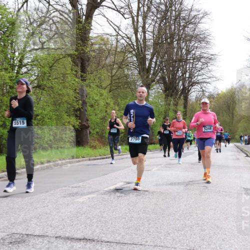 12.04.2026 - 45. Internationalen Wilhelmsburger Insellauf Yannick Fuchs http://msf.ph/oto/9504684 12.04.2026 12:53:58 Laufen 5516, 5515, 4702, 2798, 5724, 5248 meine-sportfotos.de
