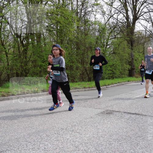 12.04.2026 - 45. Internationalen Wilhelmsburger Insellauf Yannick Fuchs http://msf.ph/oto/9504686 12.04.2026 12:53:59 Laufen 5515, 4702, 5248, 516, 2798, 5724 meine-sportfotos.de