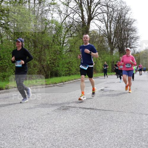 12.04.2026 - 45. Internationalen Wilhelmsburger Insellauf Yannick Fuchs http://msf.ph/oto/9504690 12.04.2026 12:53:59 Laufen 2798, 5515, 5724, 5248 meine-sportfotos.de
