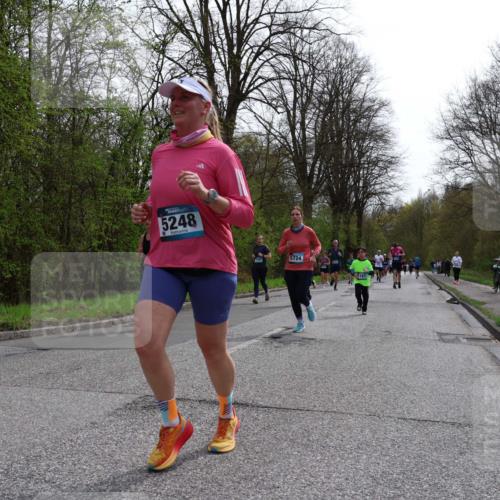 12.04.2026 - 45. Internationalen Wilhelmsburger Insellauf Yannick Fuchs http://msf.ph/oto/9504698 12.04.2026 12:54:01 Laufen 5248, 5724 meine-sportfotos.de