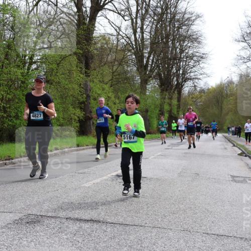 12.04.2026 - 45. Internationalen Wilhelmsburger Insellauf Yannick Fuchs http://msf.ph/oto/9504710 12.04.2026 12:54:03 Laufen 4827, 5423, 5167, 3136 meine-sportfotos.de