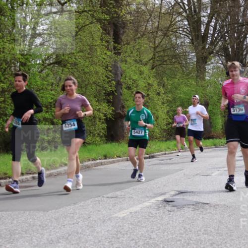 12.04.2026 - 45. Internationalen Wilhelmsburger Insellauf Yannick Fuchs http://msf.ph/oto/9504728 12.04.2026 12:54:07 Laufen 355, 4354, 5427, 5752, 3136, 26, 3934 meine-sportfotos.de
