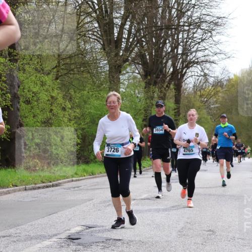 12.04.2026 - 45. Internationalen Wilhelmsburger Insellauf Yannick Fuchs http://msf.ph/oto/9504740 12.04.2026 12:54:10 Laufen 6, 3726, 3934, 4765 meine-sportfotos.de