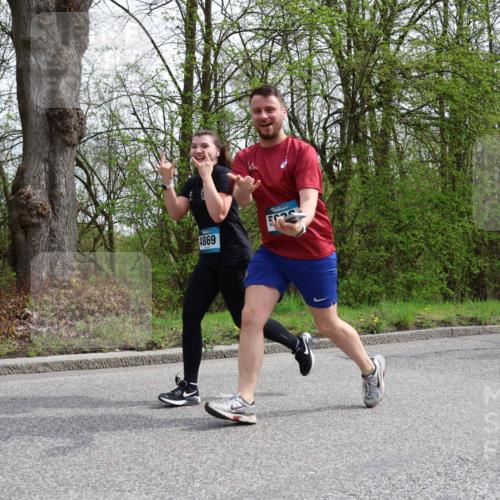 12.04.2026 - 45. Internationalen Wilhelmsburger Insellauf Yannick Fuchs http://msf.ph/oto/9504788 12.04.2026 12:54:19 Laufen 4869, 2303 meine-sportfotos.de