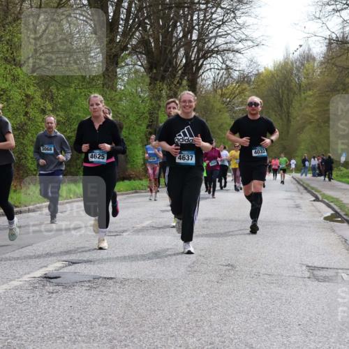 12.04.2026 - 45. Internationalen Wilhelmsburger Insellauf Yannick Fuchs http://msf.ph/oto/9504813 12.04.2026 12:54:24 Laufen 4538, 3068, 5799, 4625, 5106, 4637, 4032 meine-sportfotos.de