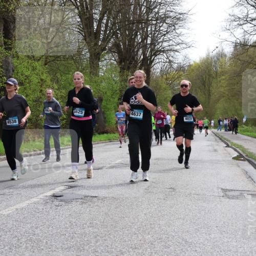 12.04.2026 - 45. Internationalen Wilhelmsburger Insellauf Yannick Fuchs http://msf.ph/oto/9504814 12.04.2026 12:54:24 Laufen 306, 4625, 5799, 4538, 4637, 6944, 4032 meine-sportfotos.de