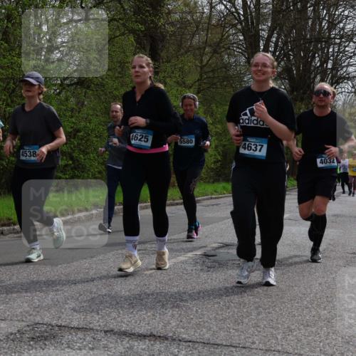 12.04.2026 - 45. Internationalen Wilhelmsburger Insellauf Yannick Fuchs http://msf.ph/oto/9504823 12.04.2026 12:54:25 Laufen 4625, 5580, 5799, 4538, 4637, 4032 meine-sportfotos.de