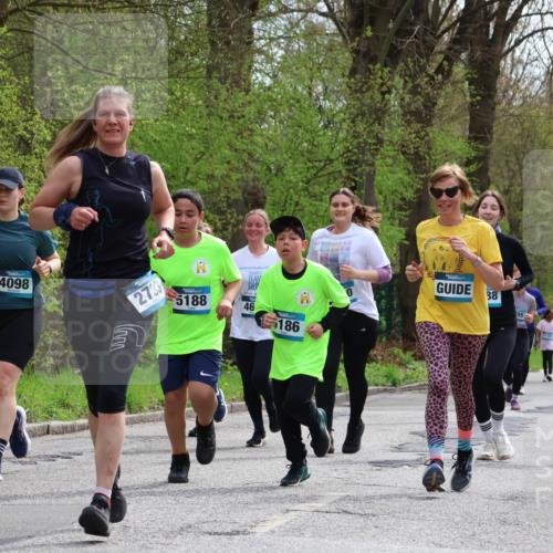 12.04.2026 - 45. Internationalen Wilhelmsburger Insellauf Yannick Fuchs http://msf.ph/oto/9504849 12.04.2026 12:54:30 Laufen 44, 4098, 2733, 5188, 46, 186, 38, 4889, 296 meine-sportfotos.de