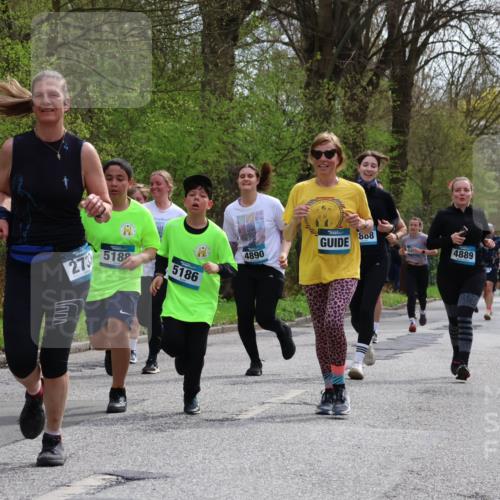 12.04.2026 - 45. Internationalen Wilhelmsburger Insellauf Yannick Fuchs http://msf.ph/oto/9504855 12.04.2026 12:54:31 Laufen 4098, 52, 273, 5188, 4890, 5186, 1888, 4889, 3164 meine-sportfotos.de