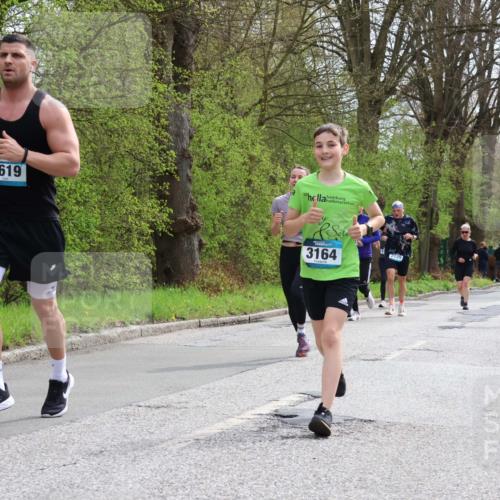 12.04.2026 - 45. Internationalen Wilhelmsburger Insellauf Yannick Fuchs http://msf.ph/oto/9504889 12.04.2026 12:54:38 Laufen 4619, 3164, 2964, 3316, 2139 meine-sportfotos.de