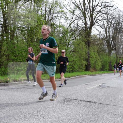 12.04.2026 - 45. Internationalen Wilhelmsburger Insellauf Yannick Fuchs http://msf.ph/oto/9504930 12.04.2026 12:54:46 Laufen 76, 5140, 4105, 4124 meine-sportfotos.de