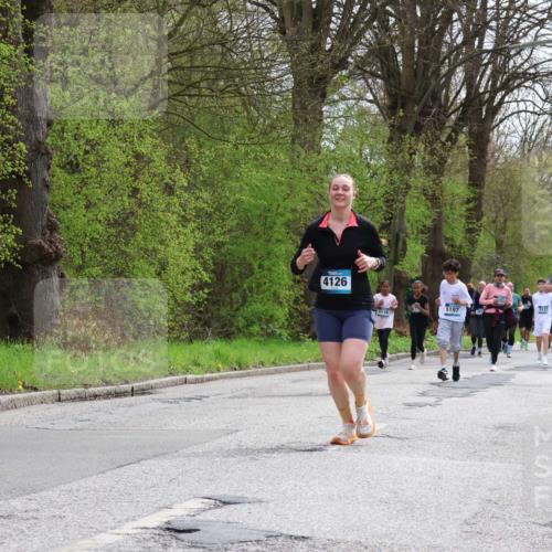 12.04.2026 - 45. Internationalen Wilhelmsburger Insellauf Yannick Fuchs http://msf.ph/oto/9504934 12.04.2026 12:54:47 Laufen 4126, 5116, 5197, 5137, 3599, 4423 meine-sportfotos.de