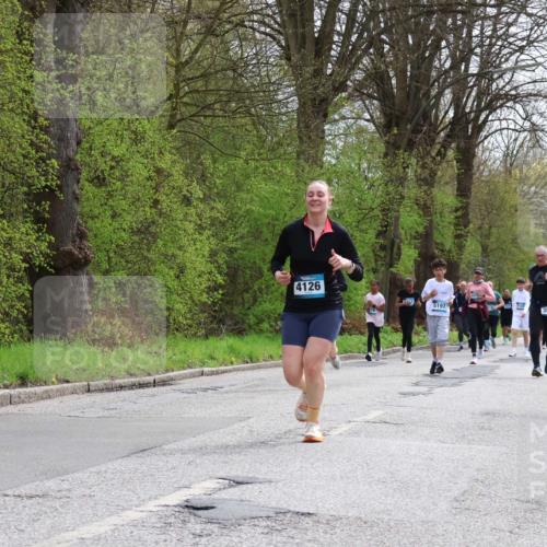 12.04.2026 - 45. Internationalen Wilhelmsburger Insellauf Yannick Fuchs http://msf.ph/oto/9504936 12.04.2026 12:54:47 Laufen 4126, 5197, 5137, 3599 meine-sportfotos.de