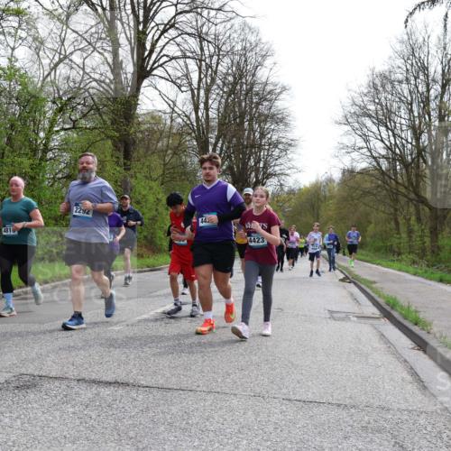 12.04.2026 - 45. Internationalen Wilhelmsburger Insellauf Yannick Fuchs http://msf.ph/oto/9504983 12.04.2026 12:55:02 Laufen 2292, 44, 4817, 4816, 4423 meine-sportfotos.de
