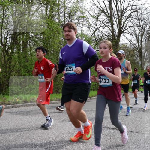 12.04.2026 - 45. Internationalen Wilhelmsburger Insellauf Yannick Fuchs http://msf.ph/oto/9504994 12.04.2026 12:55:04 Laufen 068, 4422, 4423, 2008, 4507, 2278 meine-sportfotos.de