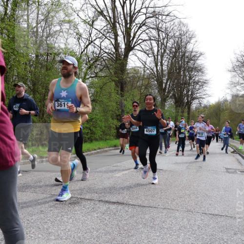12.04.2026 - 45. Internationalen Wilhelmsburger Insellauf Yannick Fuchs http://msf.ph/oto/9504997 12.04.2026 12:55:05 Laufen 142, 361, 40, 2008, 14618, 4507, 4617, 2273, 5135 meine-sportfotos.de