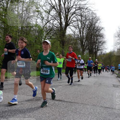 12.04.2026 - 45. Internationalen Wilhelmsburger Insellauf Yannick Fuchs http://msf.ph/oto/9505031 12.04.2026 12:55:11 Laufen 5137, 001, 58, 5848, 3995, 5181, 4236, 5827 meine-sportfotos.de