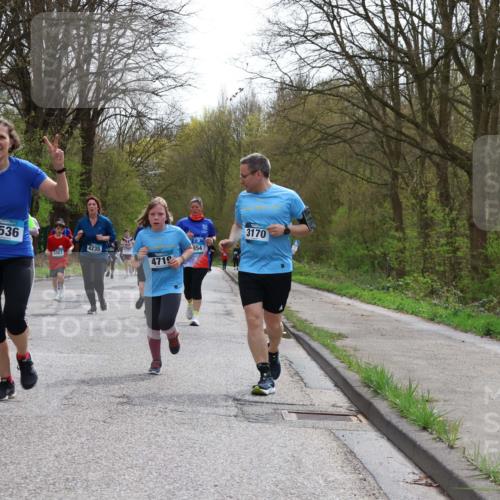 12.04.2026 - 45. Internationalen Wilhelmsburger Insellauf Yannick Fuchs http://msf.ph/oto/9505050 12.04.2026 12:55:16 Laufen 58, 5175, 2536, 4235, 5061, 4719, 854, 3170 meine-sportfotos.de