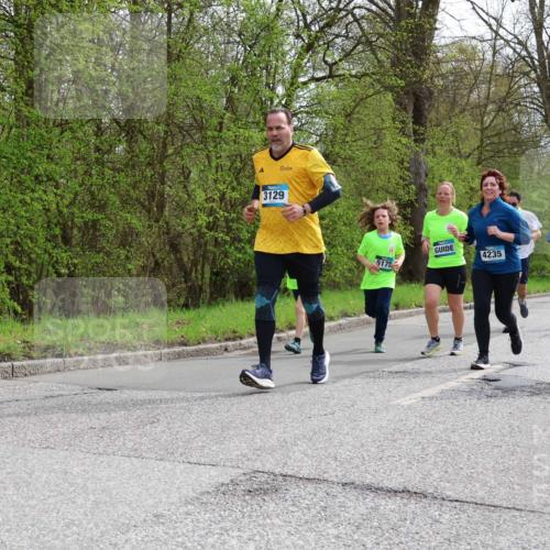 12.04.2026 - 45. Internationalen Wilhelmsburger Insellauf Yannick Fuchs http://msf.ph/oto/9505071 12.04.2026 12:55:20 Laufen 3129, 4235, 5175, 4854, 5162 meine-sportfotos.de