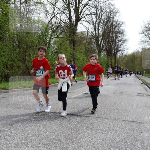 12.04.2026 - 45. Internationalen Wilhelmsburger Insellauf Yannick Fuchs http://msf.ph/oto/9505090 12.04.2026 12:55:24 Laufen 5061, 5162 meine-sportfotos.de